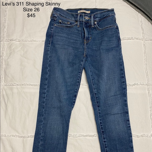 Levi’s 311 Shaping Skinny - Picture 1 of 1